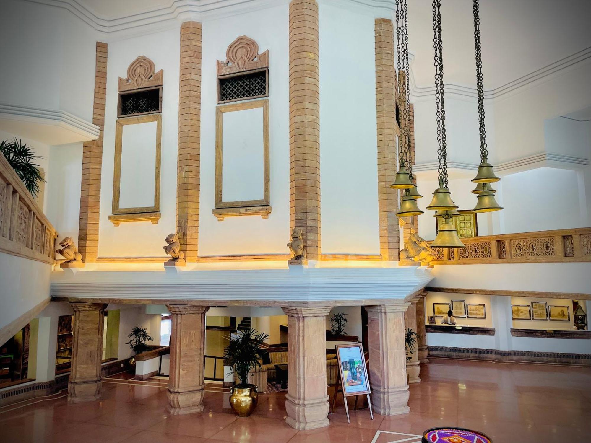 Trident Bhubaneswar Hotel Buitenkant foto